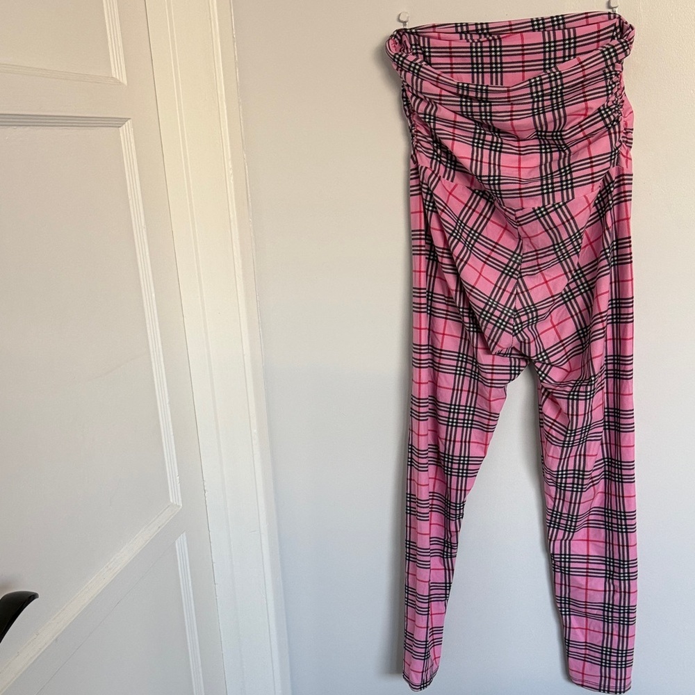 Pink Plaid Maternity leggings size small